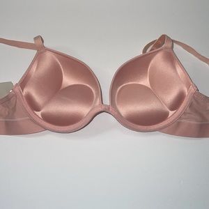 Super Push Up Extreme Padded Maximum Lift Add 2 Cup Size Bombshell Bra. NWT
